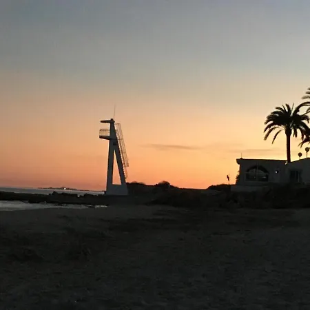 Cosy, Seaview Apartment, Close To Beach&bars -edificio Rhin *