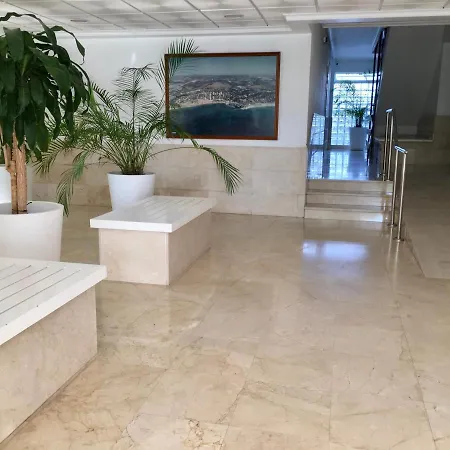 Apartmán Cosy, Seaview Apartment, Close To And Bars -edificio Rhin *